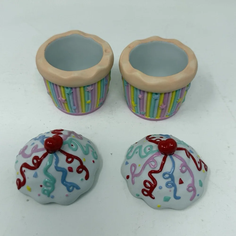 Party Lite Birthday Celebration 2 Cupcakes Tea Light Holder set - Picture 2 of 4